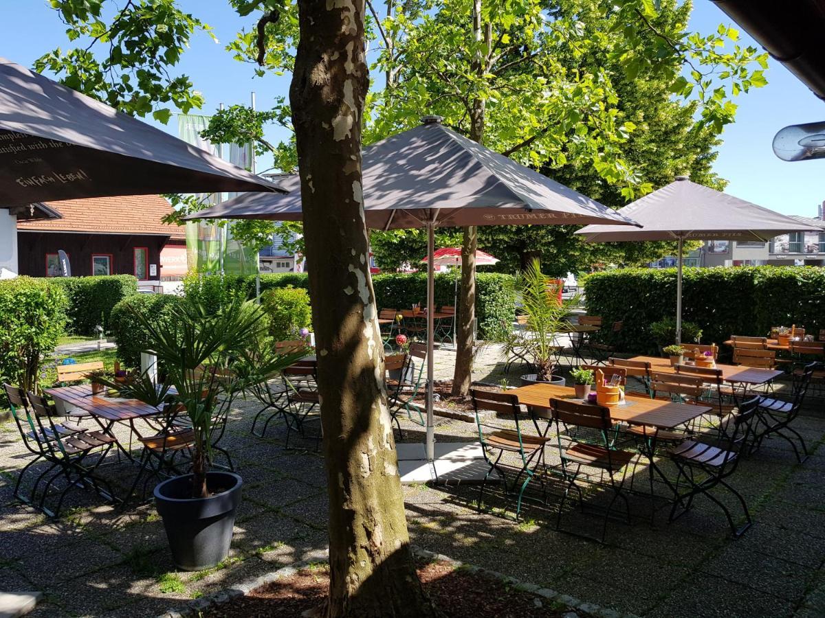 Gasthof Zur Strass Eugendorf Exteriér fotografie